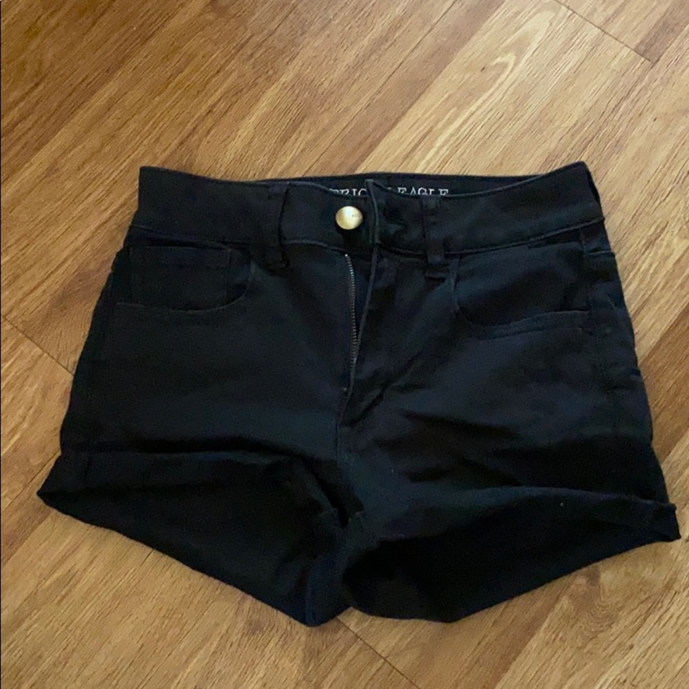 SOLD. BLACK American Eagle High-Rise Shortie Sz 4